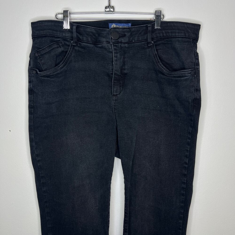 Democracy Plus Size Absolution High Rise Cascading Fray Slim Straight Jeans 20W - Picture 2 of 10